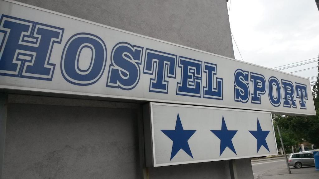 Hostel Sport Крайова Екстериор снимка